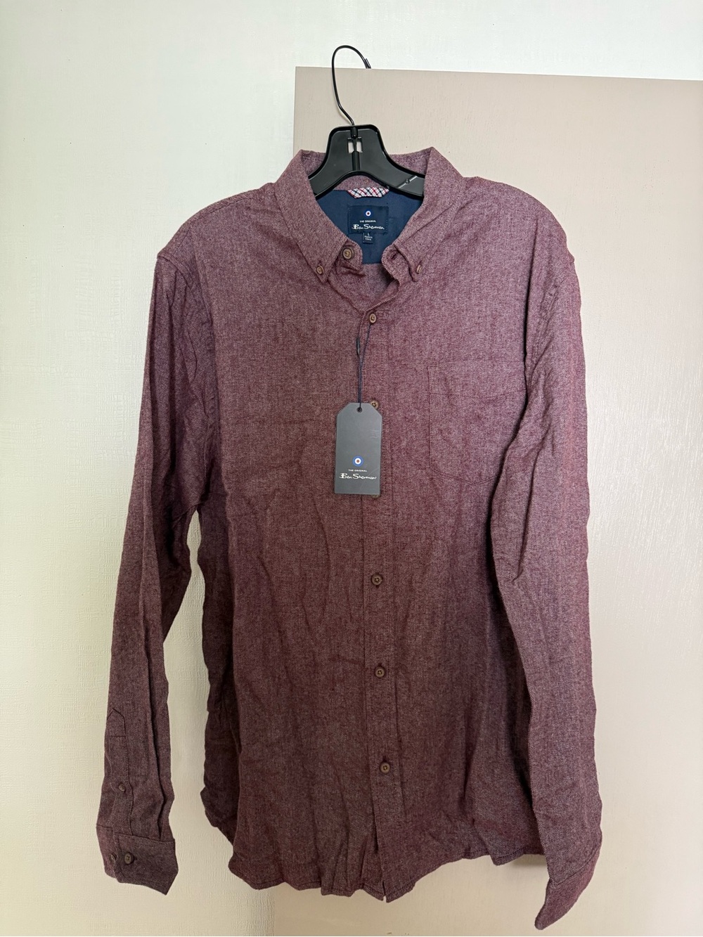 Ben Sherman Men's Button-Down Shirt in Burgundy Heather